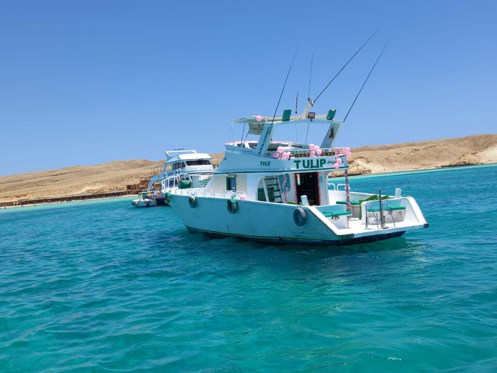 Fishing Yacht