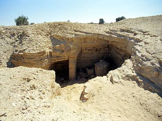 Qasr Selim Tombs