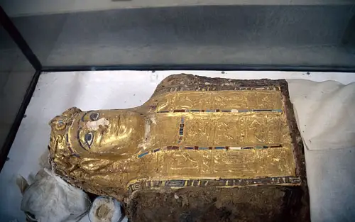 . The Golden Mummies of the Bahariya Oasis