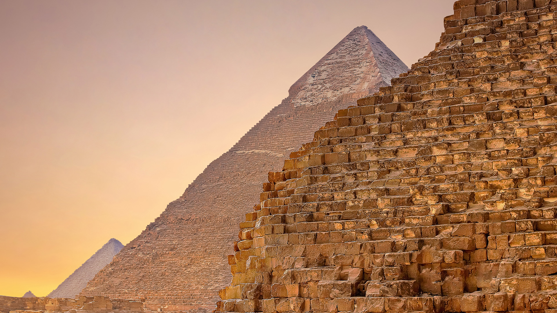 Complete List of Egyptian Pyramids